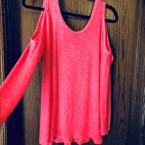 Super bright hot shoulder slit top